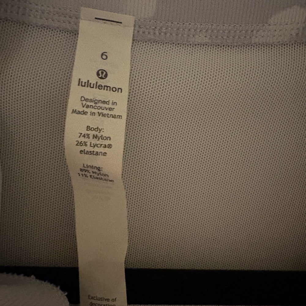 Lululemon Define jacket in Light Gray and white Camo pattern. - Picture 2 of 16